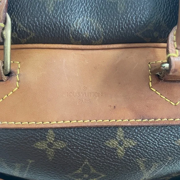 Louis Vuitton Brown Monogram Deauville Bag - Picture 4 of 16